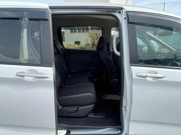 2023 Honda Freed+ II Рестайлинг, белый, 1287000 рублей - вид 18
