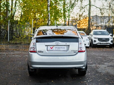 2008 Toyota Prius II Рестайлинг (XW20), серебристый, 555000 рублей, вид 4