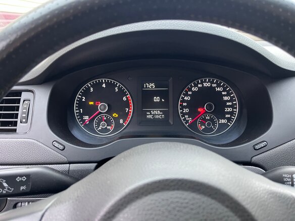 2014 Volkswagen Jetta VI, серебристый - вид 7