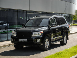 2013 Toyota Land Cruiser 200 Series Рестайлинг 1, чёрный, 3144000 рублей, вид 3