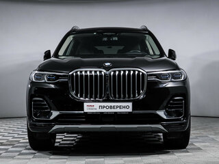 2022 BMW X7 40i I (G07), чёрный, 8300000 рублей, вид 2