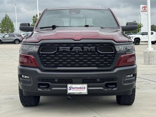 2025 Ram 1500 Quad Cab V Рестайлинг, красный, 5753000 рублей, вид 2
