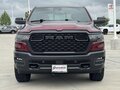 2025 Ram 1500 Quad Cab V Рестайлинг, красный, 5753000 рублей - вид 1