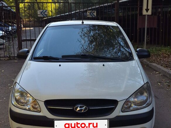 2010 Hyundai Getz I Рестайлинг, белый, 400000 рублей - вид 3