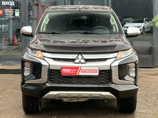 2019 Mitsubishi L200 V Рестайлинг, чёрный, 2390000 рублей, вид 2