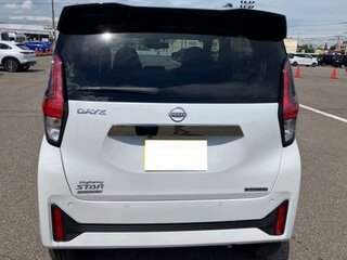 2024 Nissan Dayz MHEV II Рестайлинг, белый, 550000 рублей, вид 4