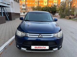 2014 Mitsubishi Outlander III, синий, 1350000 рублей, вид 3
