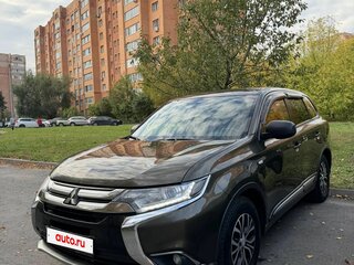 2017 Mitsubishi Outlander III Рестайлинг 2, коричневый, 1500000 рублей, вид 1