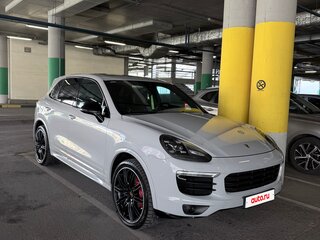 2017 Porsche Cayenne Diesel II Рестайлинг (958), серый, 4900000 рублей, вид 2