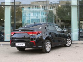 2019 Kia Rio IV, чёрный, 1320000 рублей, вид 5