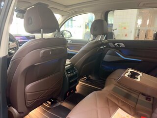 2024 BMW X5 Long 30Li IV (G05/G18) Рестайлинг, синий, 8900000 рублей, вид 4