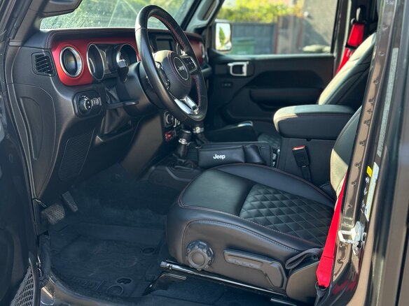 2022 Jeep Wrangler IV (JL), чёрный, 6000000 рублей - вид 7