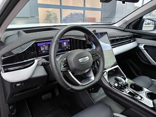 2024 Geely Atlas II, белый, 2700000 рублей, вид 5