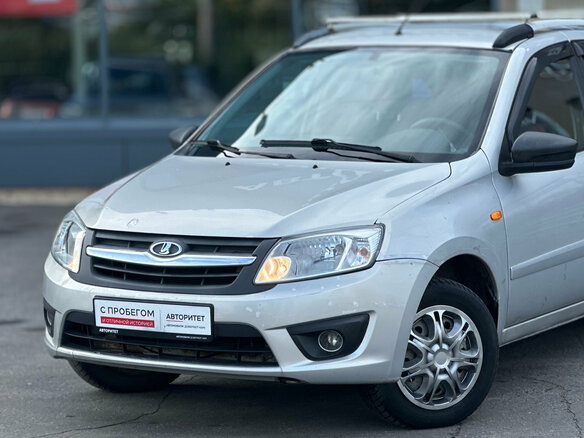 2014 Lada (ВАЗ) Granta I, серебристый - вид 1
