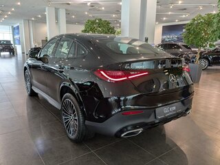 2025 Mercedes-Benz GLC Coupe 300 II (C254), чёрный, 8400000 рублей, вид 2