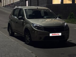 2011 Renault Sandero I, серый, 520000 рублей, вид 1