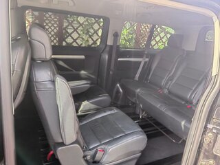 2023 Peugeot Traveller I, чёрный, 5000000 рублей, вид 2