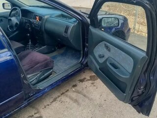 1998 Nissan Almera I (N15), синий, 140000 рублей, вид 3