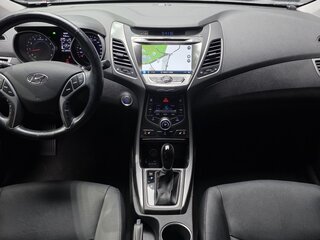 2016 Hyundai Avante VI, серебристый, 975000 рублей, вид 4