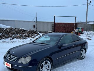2002 Mercedes-Benz CLK-Класс 320 II (W209), синий, 870000 рублей, вид 1