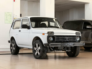 2013 Lada (ВАЗ) 2121 (4x4) I Рестайлинг, белый, 400000 рублей, вид 1