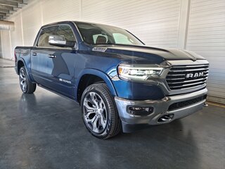 2022 Ram 1500 Crew Cab eTorque V, синий, 7300000 рублей, вид 1