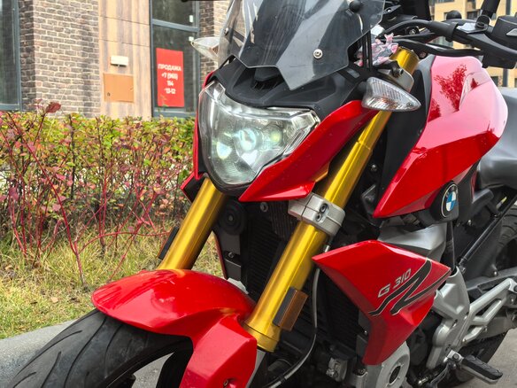 2019 BMW G 310 R, красный, 330000 рублей - вид 11