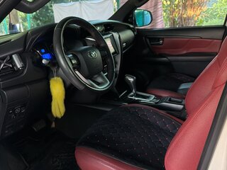 2017 Toyota Fortuner II, белый, 4150000 рублей, вид 3