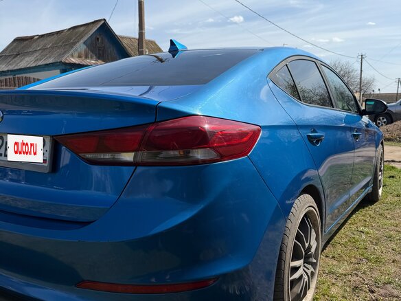 2016 Hyundai Elantra VI (AD), синий, 980000 рублей - вид 6