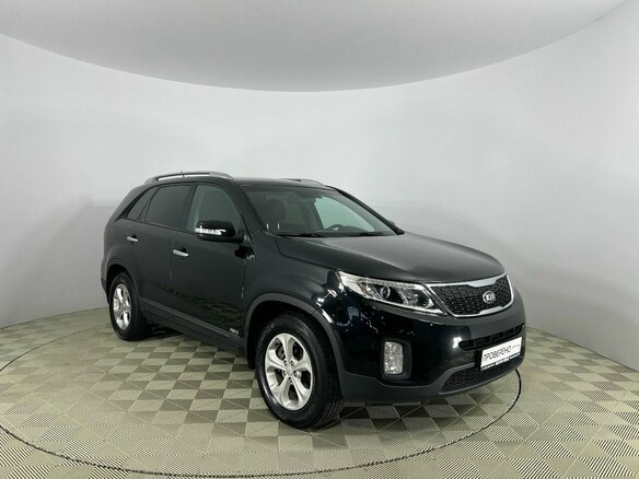 2020 Kia Sorento II Рестайлинг, чёрный, 2055000 рублей - вид 2