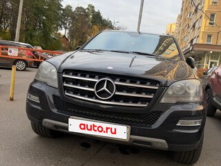 2011 Mercedes-Benz M-Класс 350 CDI III (W166), чёрный, 1450000 рублей, вид 2