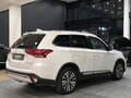 2019 Mitsubishi Outlander III Рестайлинг 3, белый - вид 5
