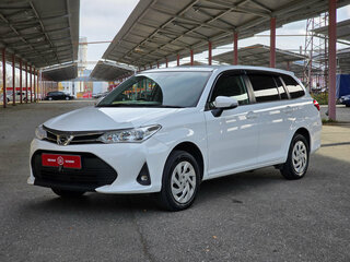2018 Toyota Corolla Fielder XI (E160, E170) Рестайлинг 2, белый, 1399900 рублей, вид 4