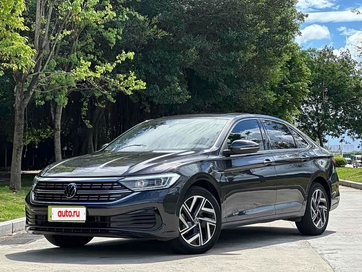 Открыть фотографии: Volkswagen Sagitar III Рестайлинг