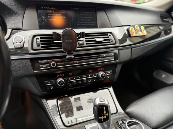 2012 BMW 5 серии 528i xDrive VI (F10/F11/F07), серый, 2050000 рублей - вид 17