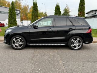 2017 Mercedes-Benz GLE 300 I (W166), чёрный, 4200000 рублей, вид 3