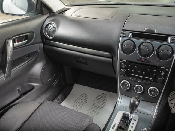 2005 Mazda Atenza I, серебристый, 429000 рублей - вид 10