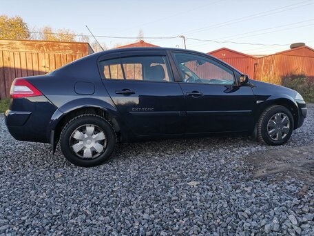 2008 Renault Megane II Рестайлинг, синий, вид 2