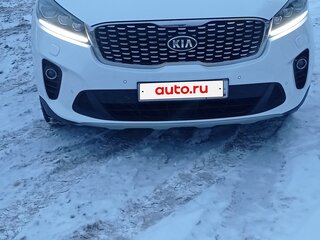 2018 Kia Sorento III Prime Рестайлинг, белый, 2600000 рублей, вид 2