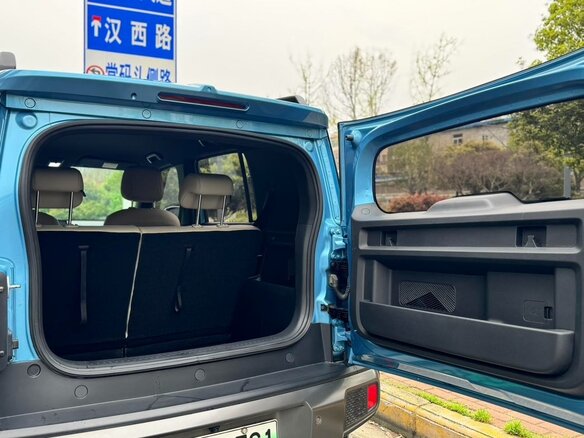 2024 Baojun Yep Plus, голубой, 1350700 рублей - вид 6