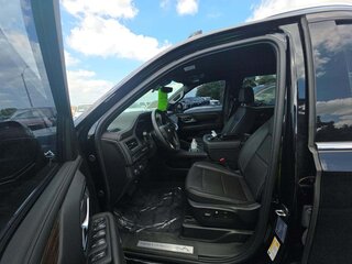 2024 Chevrolet Tahoe V, чёрный, 11850000 рублей, вид 5