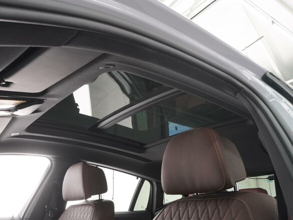 2023 BMW X6 40i III (G06) Рестайлинг, серый, 15899000 рублей - вид 11