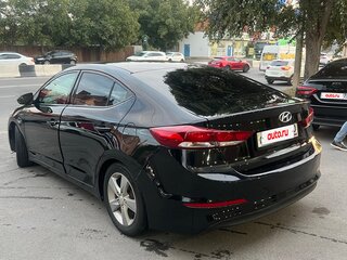 2017 Hyundai Elantra VI (AD), белый, 1250000 рублей, вид 5