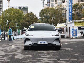 2026 Geely Galaxy E8 76 kWh, серый, 4400000 рублей, вид 2