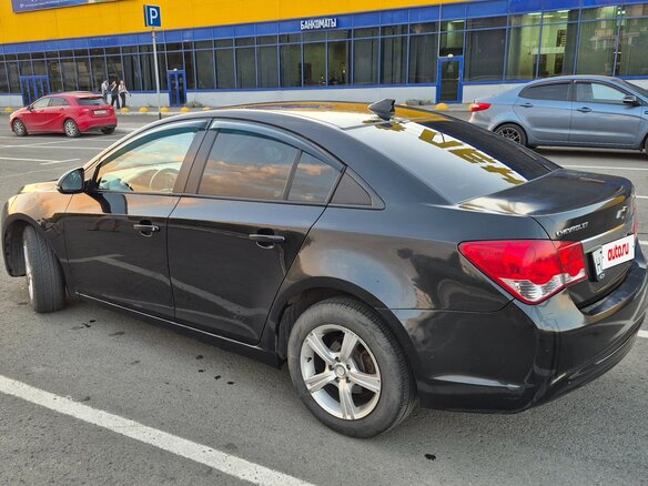 2014 Chevrolet Cruze I Рестайлинг, чёрный, 720000 рублей - вид 5