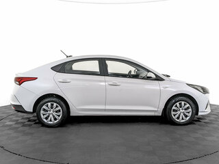 2022 Hyundai Solaris II Рестайлинг, белый, 1570000 рублей, вид 4