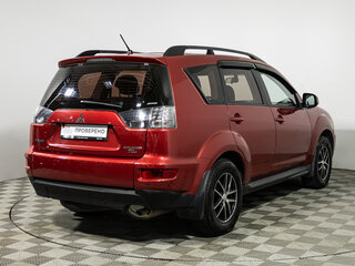 2011 Mitsubishi Outlander II Рестайлинг, красный, 1272150 рублей, вид 5