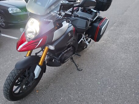 2014 Suzuki V-Strom 1000, красный, 800000 рублей, вид 2