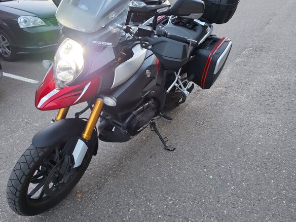 2014 Suzuki V-Strom 1000, красный, 800000 рублей - вид 1