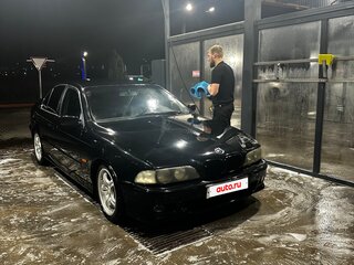 1997 BMW 5 серии 523i IV (E39), зелёный, 500000 рублей, вид 3